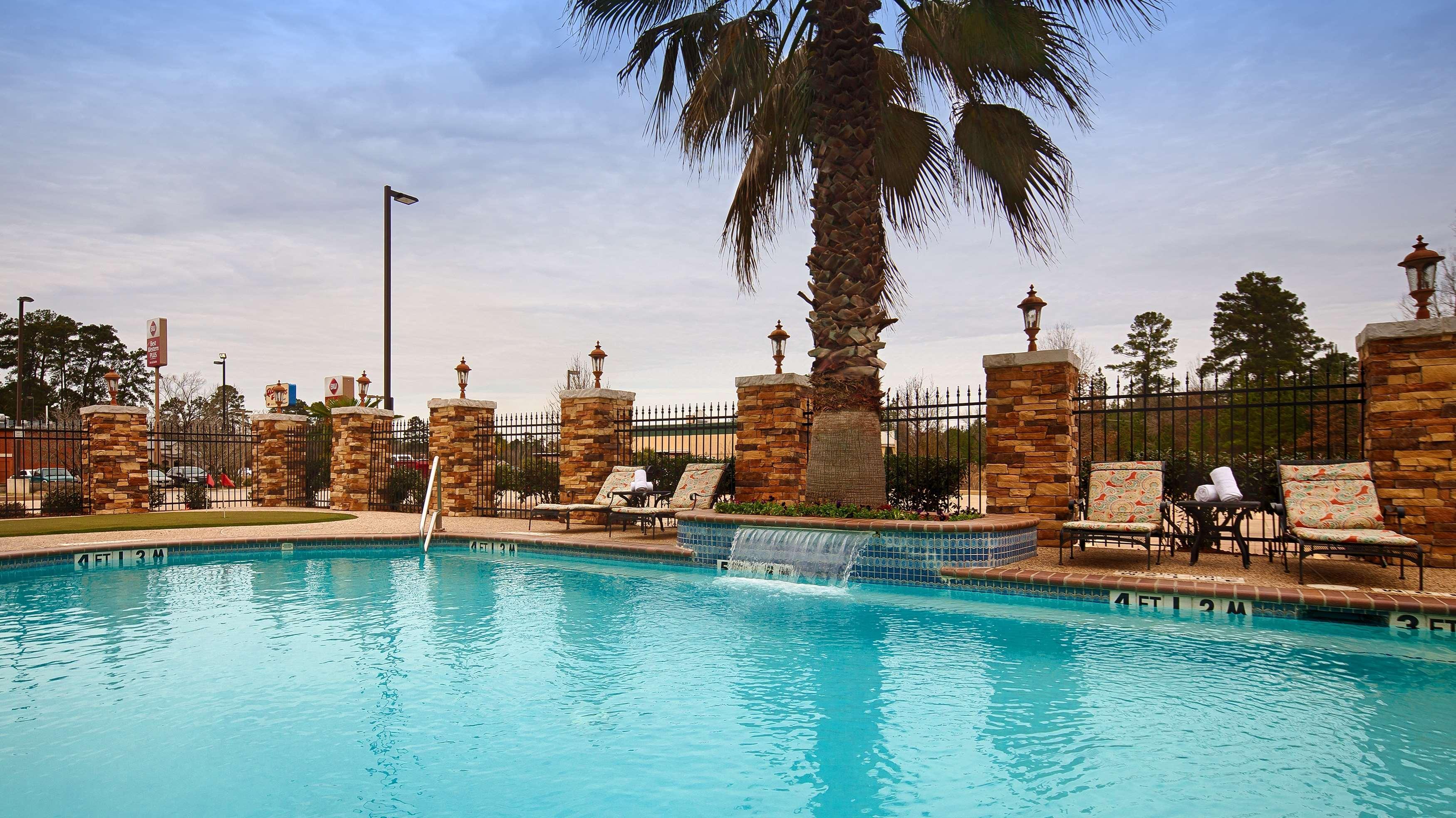 Best Western Plus Crown Colony Inn & Suites Lufkin Eksteriør bilde