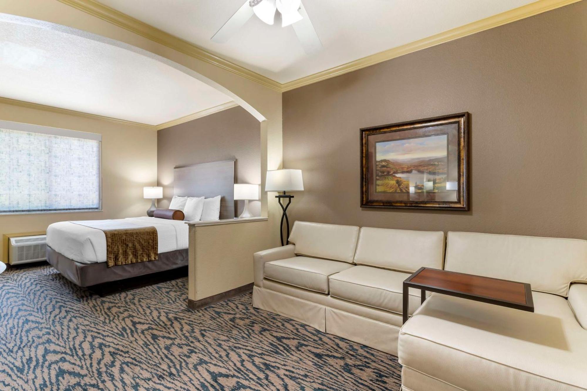 Best Western Plus Crown Colony Inn & Suites Lufkin Eksteriør bilde