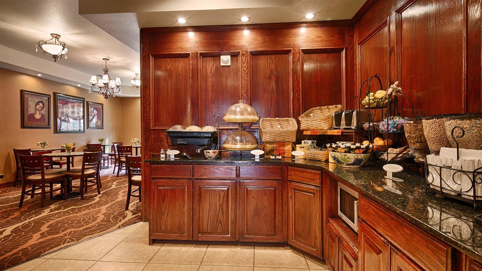 Best Western Plus Crown Colony Inn & Suites Lufkin Eksteriør bilde