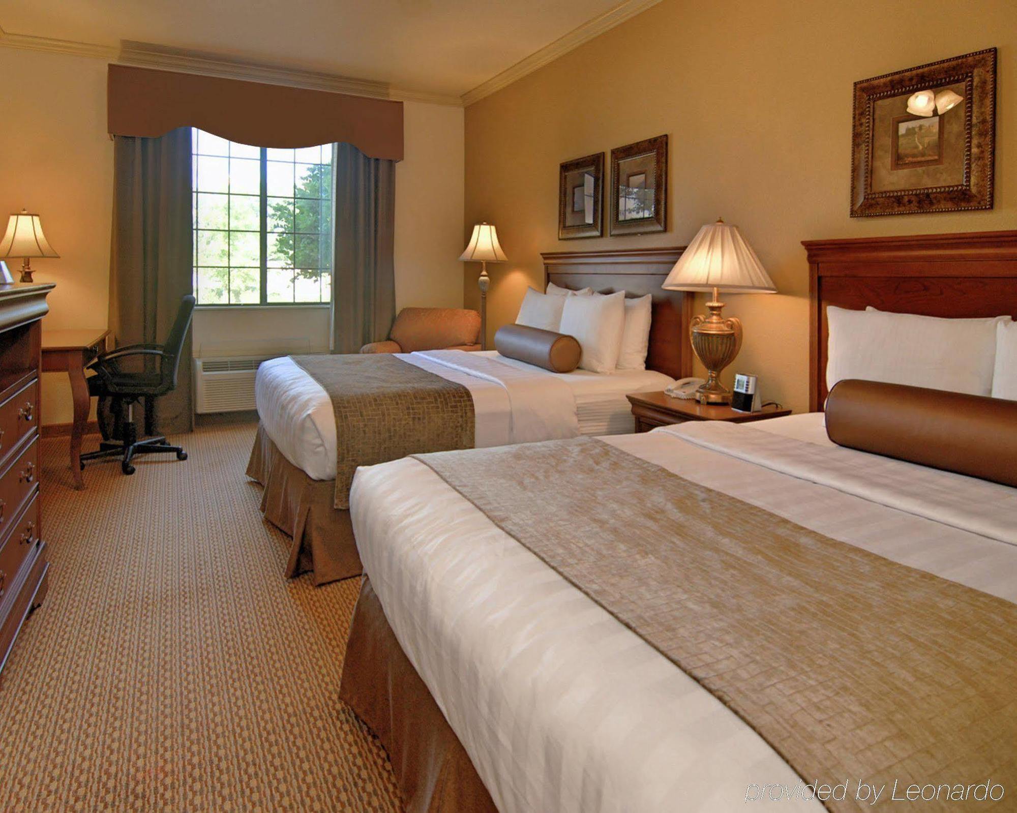 Best Western Plus Crown Colony Inn & Suites Lufkin Eksteriør bilde