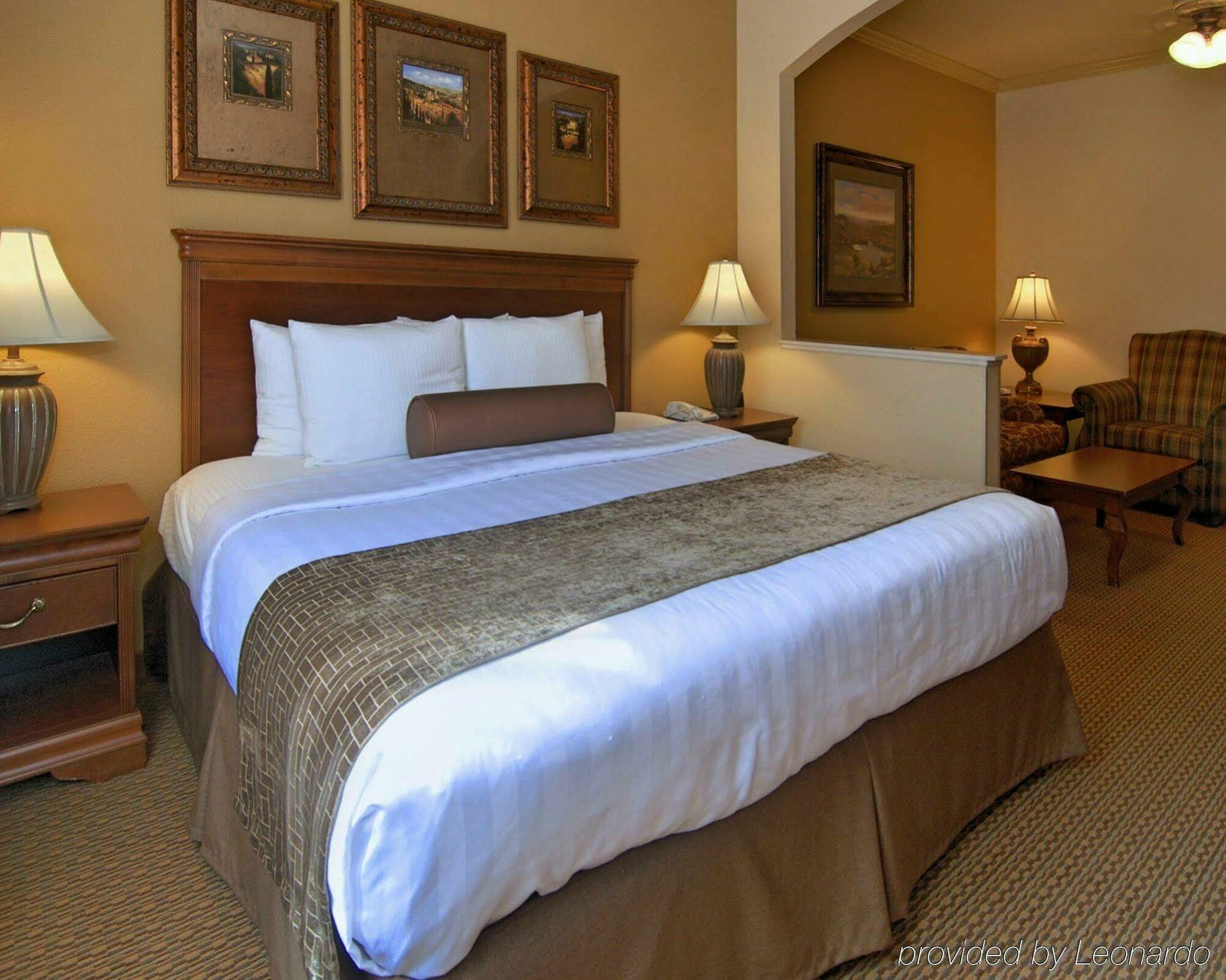 Best Western Plus Crown Colony Inn & Suites Lufkin Eksteriør bilde