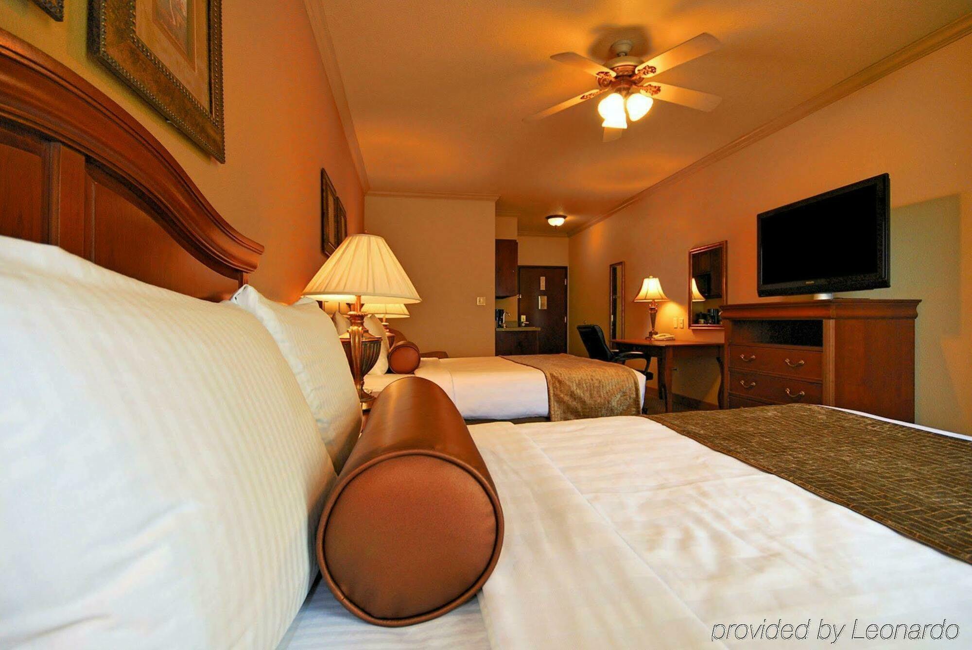 Best Western Plus Crown Colony Inn & Suites Lufkin Eksteriør bilde